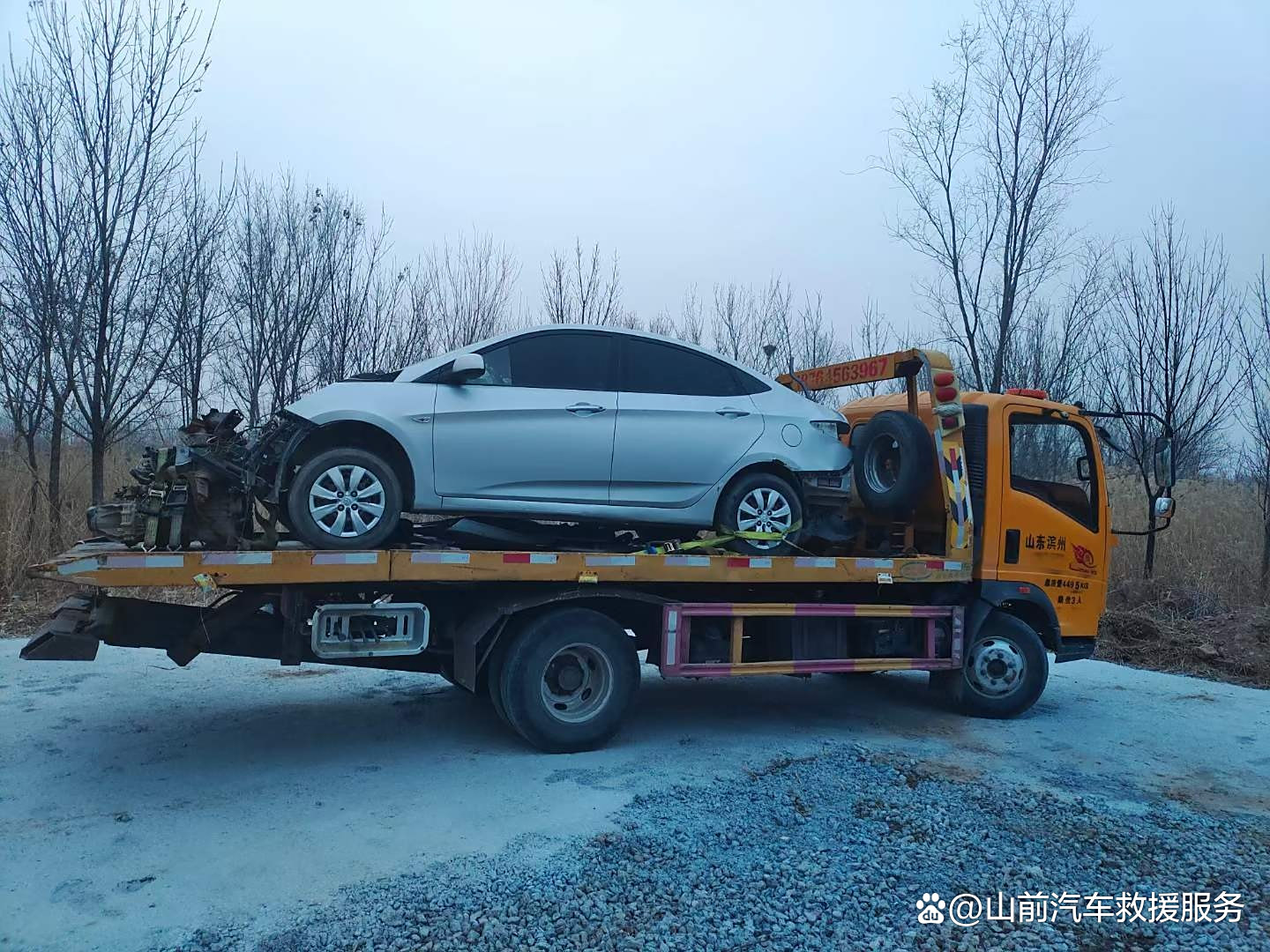 青島城陽區 專業高速公路汽車救援與拖車服務，保障您出行安全無憂